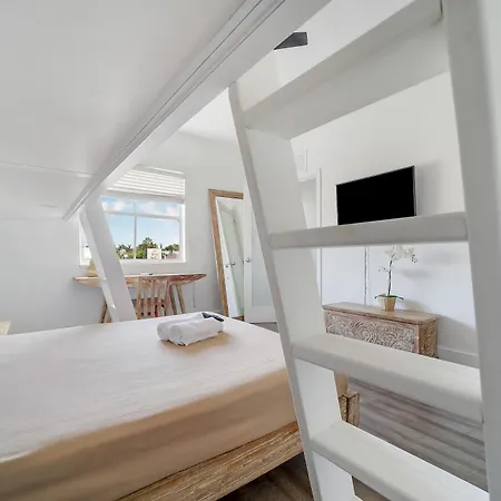 Treehouse Hotel-2